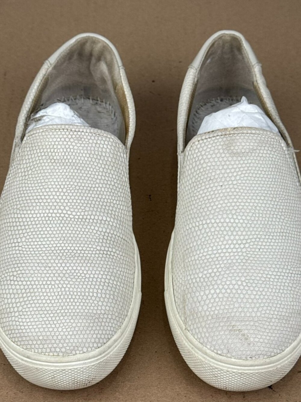Dr. Scholl's Nova Women's 7.5M Slip On Sneakers Cream Snakeskin Textured